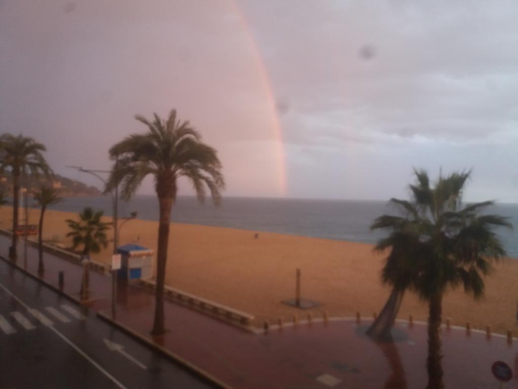 Piso Jover Alojamiento Para Mayores De 25 Anos !! Lloret de Mar Buitenkant foto