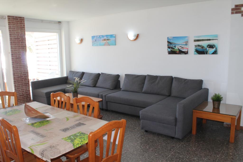 Piso Jover Alojamiento Para Mayores De 25 Anos !! Lloret de Mar Buitenkant foto